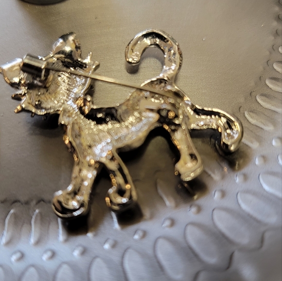 NEW* 2 CAT pendants. 1 Rhinestone cat brooch, 1 Black Onyz Cat pendant/necklace. - Picture 5 of 6